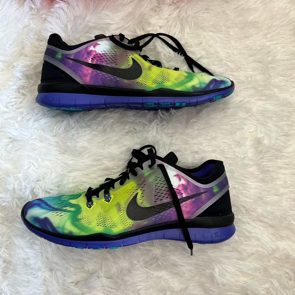 NIKE Women’s NKE FREE 5.0 TR FIT 5 PRT , Size US 9.5, color: Black/Violet/Neon